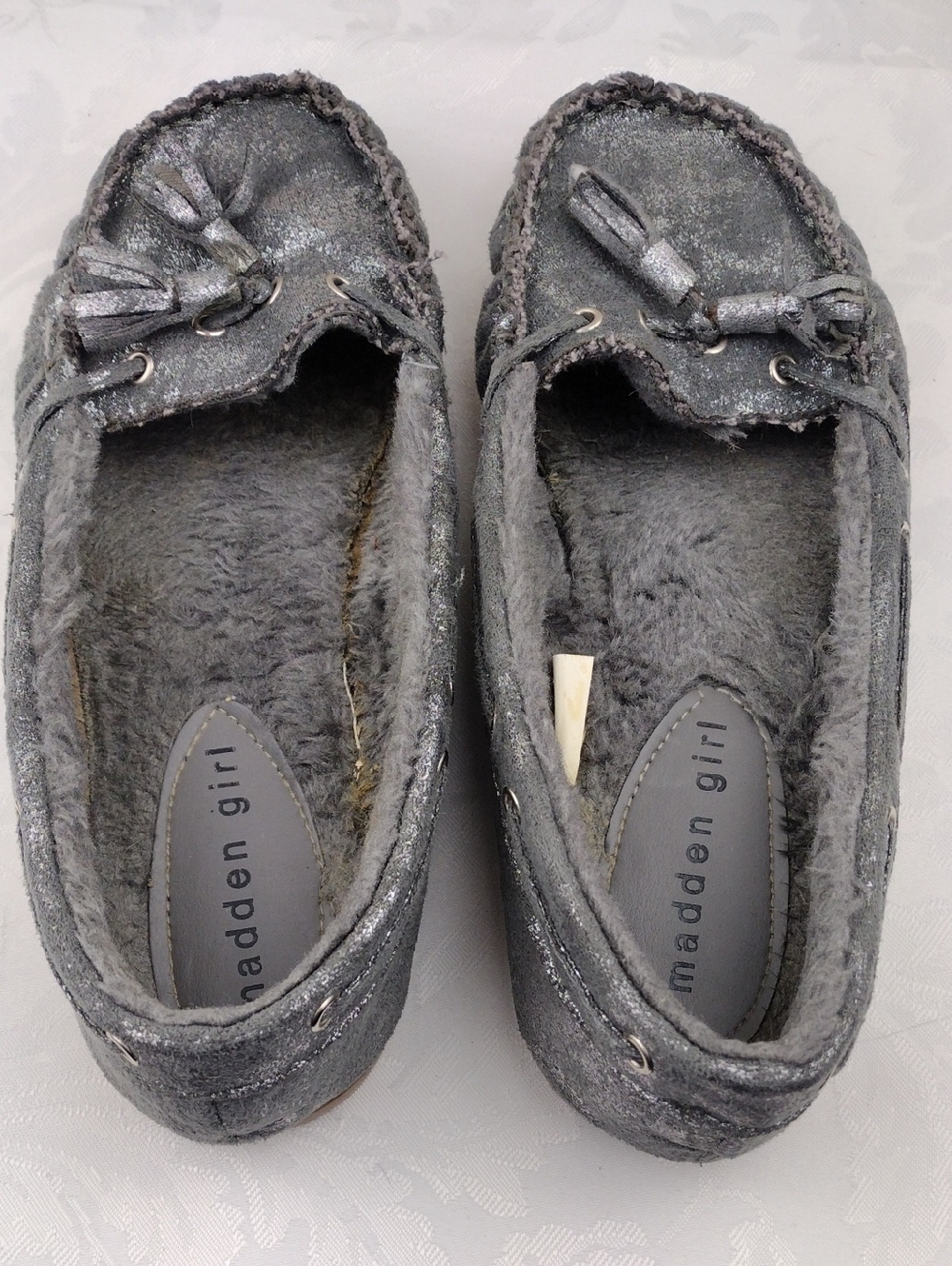 Madden Girl Literal Grey Metallic Fabric Tassel Upper Round Toe Moccasin Shoe - Picture 6 of 16